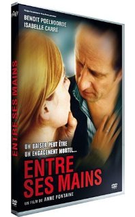 Entre ses mains (2005) cover