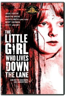 The Little Girl Who Lives Down the Lane 1976 capa