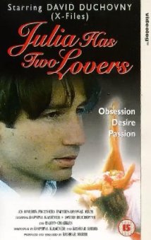 Julia Has Two Lovers 1990 capa