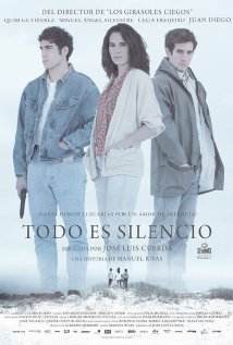 Todo es silencio (2012) cover